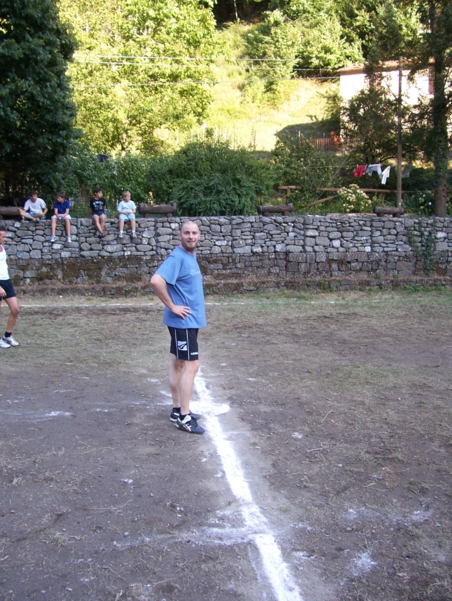  Image name: Calcio05.jpg 
 width: 452 pixel 
 height: 601 pixel 
 Size: 305219 bytes 
 Click to enlarge 